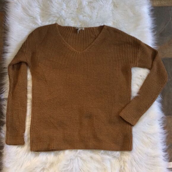 Layers To Love Knitted Sweater - Picture 7 of 13